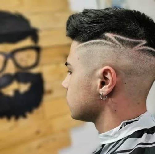 Trabajo de corte en Black & White Barber Club